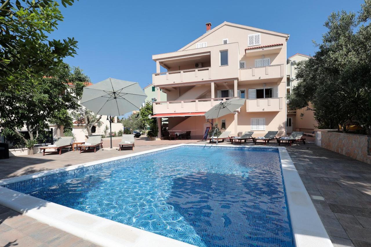 נובליה Villa Katarina מראה חיצוני תמונה