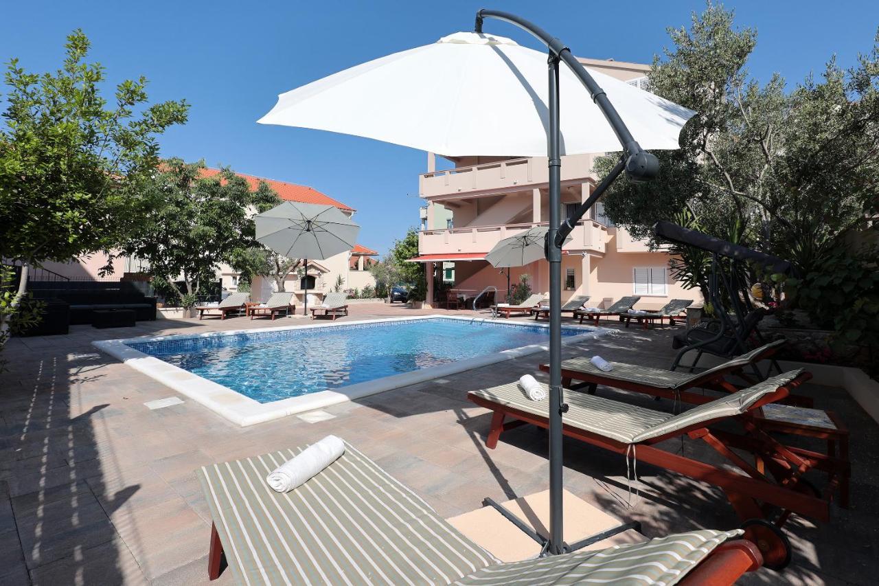 נובליה Villa Katarina מראה חיצוני תמונה