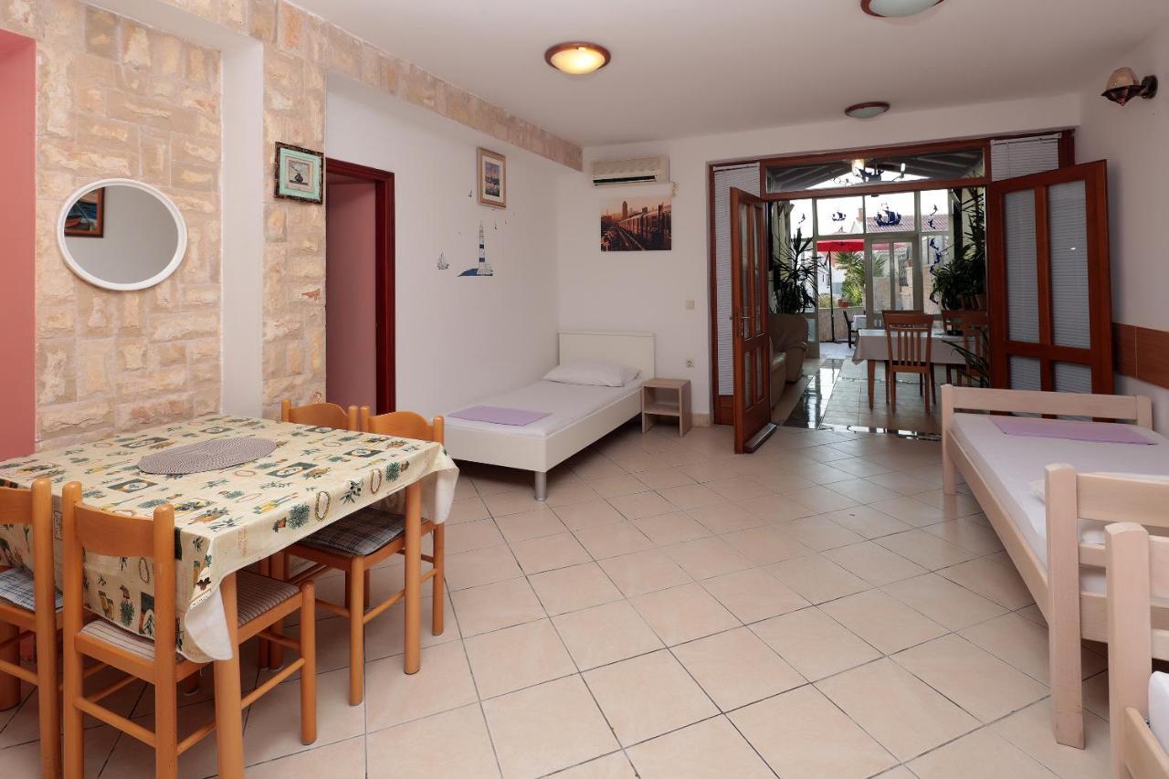 נובליה Villa Katarina מראה חיצוני תמונה
