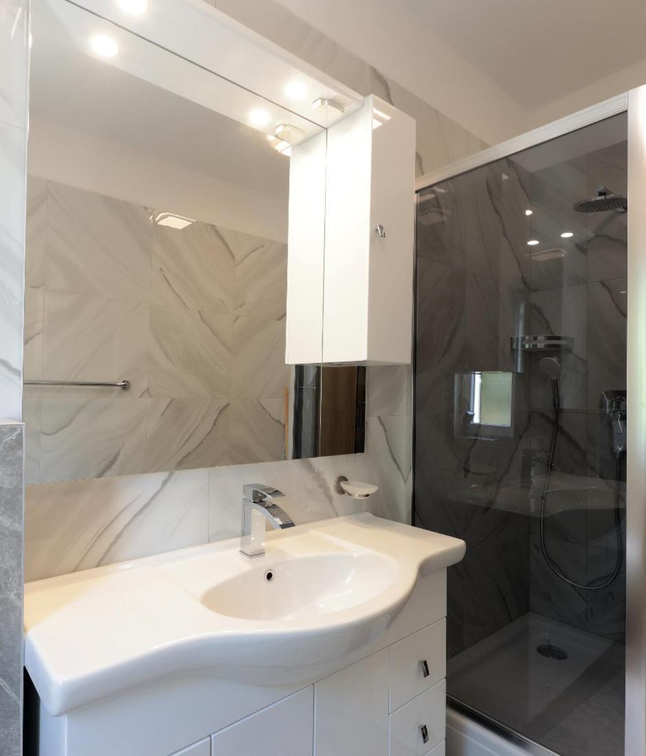 נובליה Villa Katarina מראה חיצוני תמונה